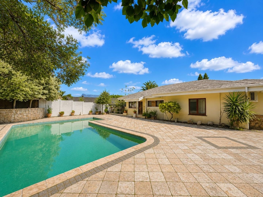 4 Bedroom Property for Sale in Milnerton Western Cape
